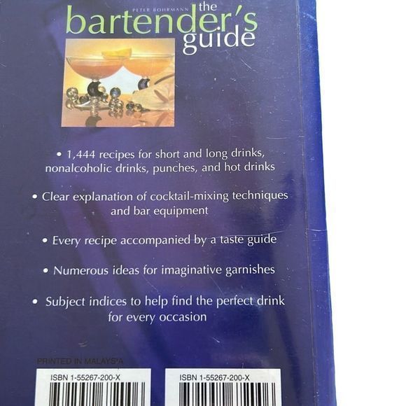 Bartender’s Guide Softcover Book over 1400 recipes for delicious drinks alcohol - Picture 4 of 7